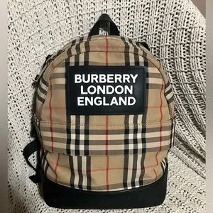 mini　Burberry London 9サイズ　(Mサイズ) mini様専用 Burberry London 9サイズ (Mサイズ)